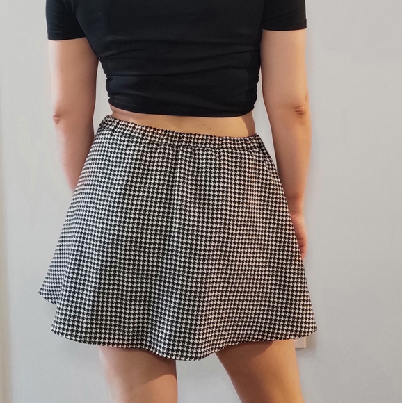 Houndstooth Skater Skirt Mini Size M - Picture 2 of 10